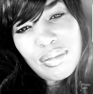 Meet your Posher, Angelita